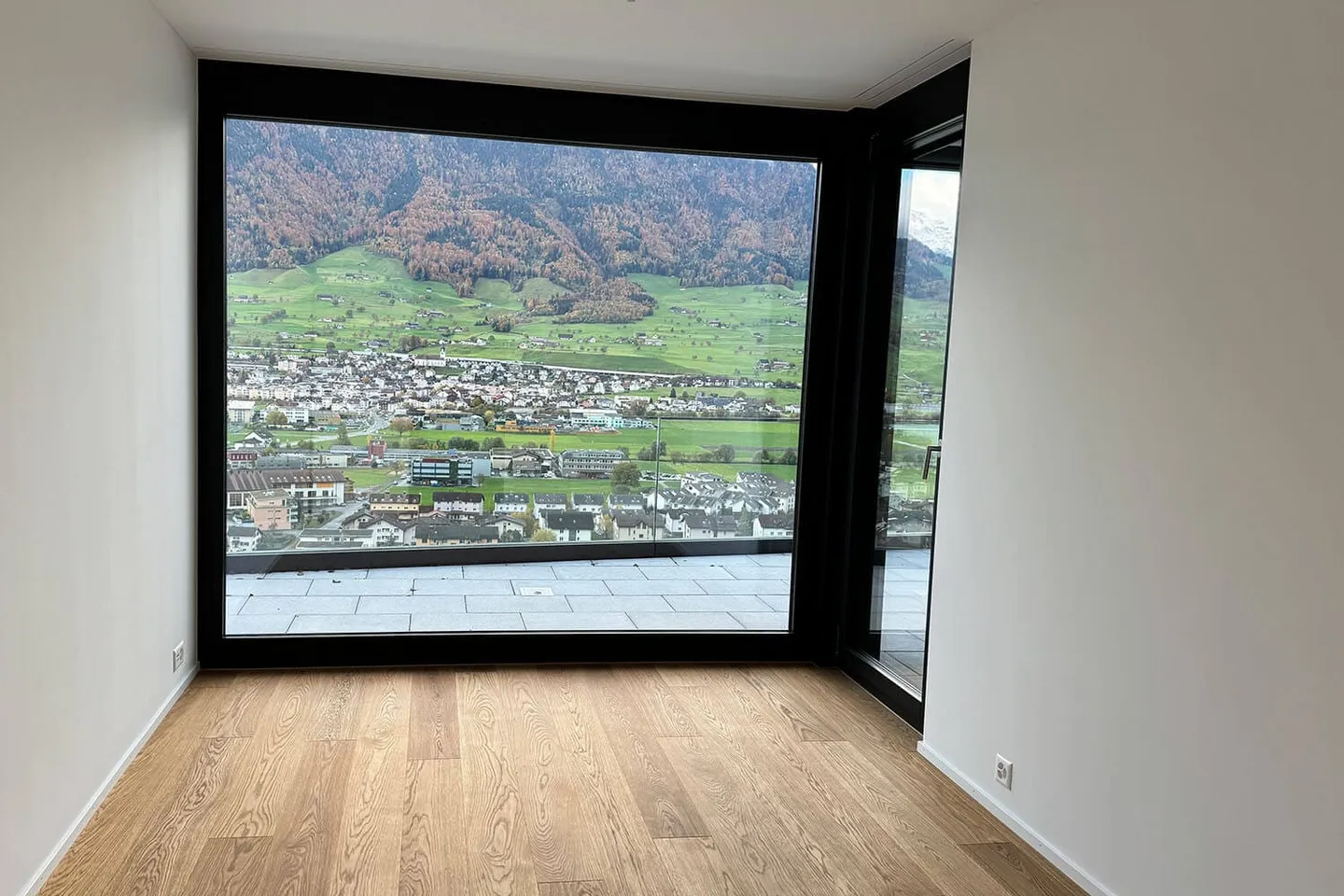 4.5-room apartment with impressive lake and mountain views in Ennetbürgen - limited to 3 years - Photo 11 of 13