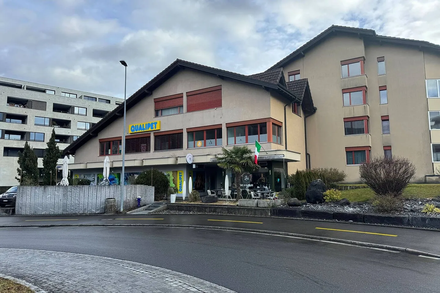 Gastrofläche mit Terrasse in Stans - sichtbare Lage mieten - Foto 1 di 13