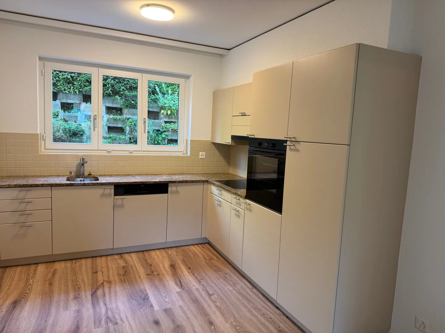 Rent 5.5-room corner terraced house with garden in Adligenswil - Photo 8 of 13