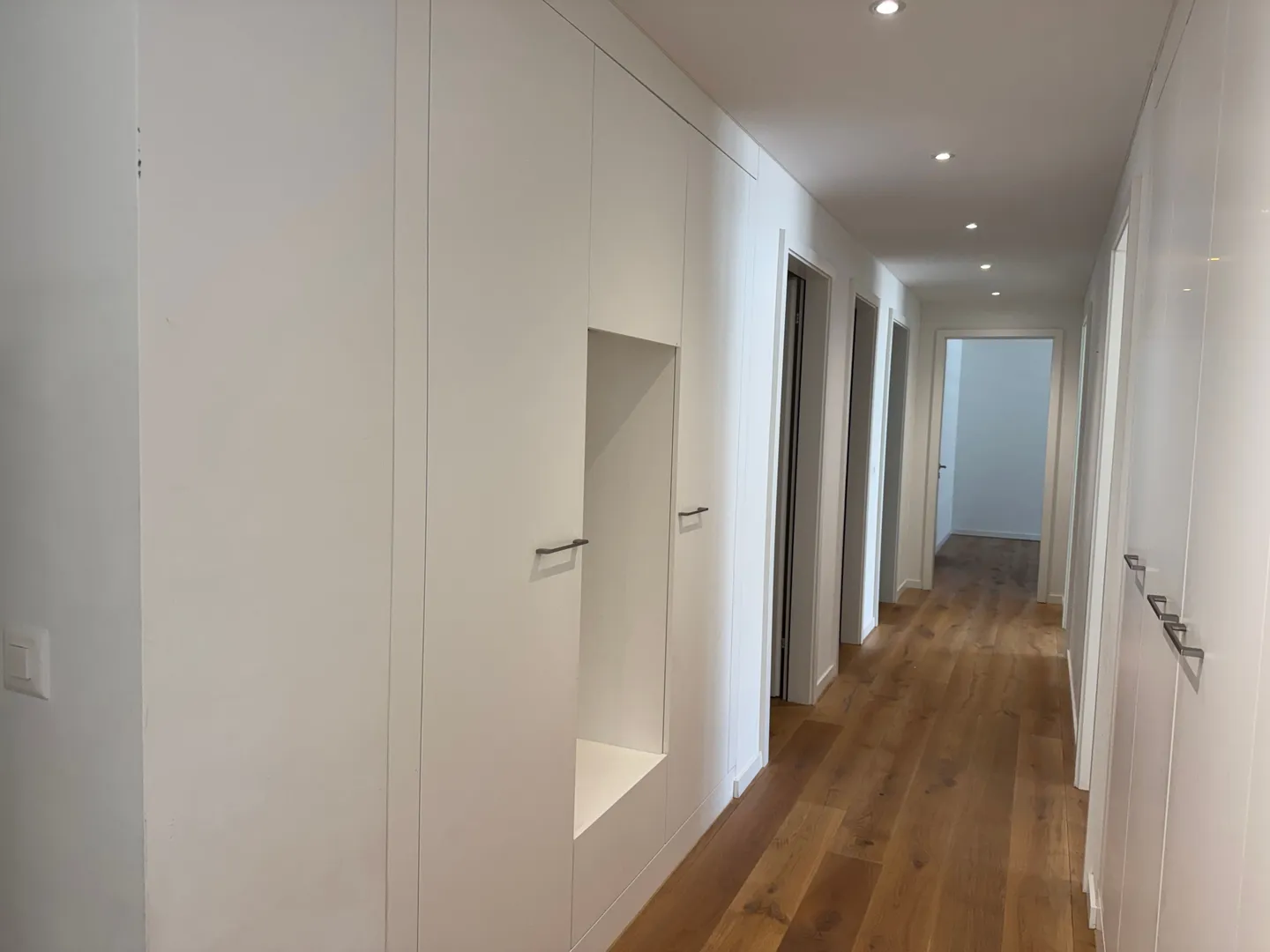 Grosszügige 4½-Zimmer-Wohnung mit Seesicht und sonnigem Balkon in Ennetbürgen mieten - Photo 7 sur 13