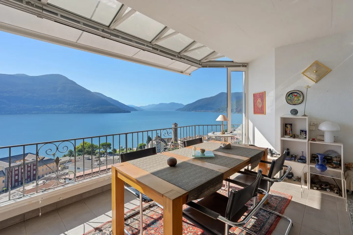 Acheter un appartement en attique de 2.5 pi&egrave;ces avec vue panoramique &agrave; Brissago - Photo 6 sur 13