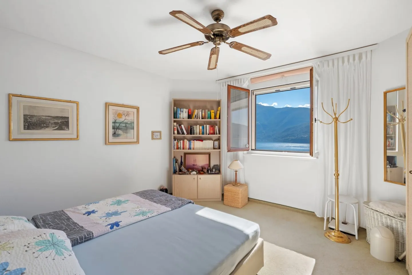 Acheter un appartement en attique de 2.5 pi&egrave;ces avec vue panoramique &agrave; Brissago - Photo 12 sur 13