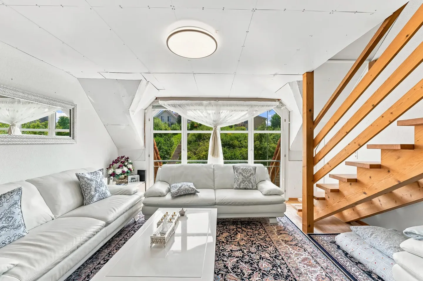 Spacious 6.5-Room Attic Maisonette - A Home for the Whole Family - Photo 3 of 13