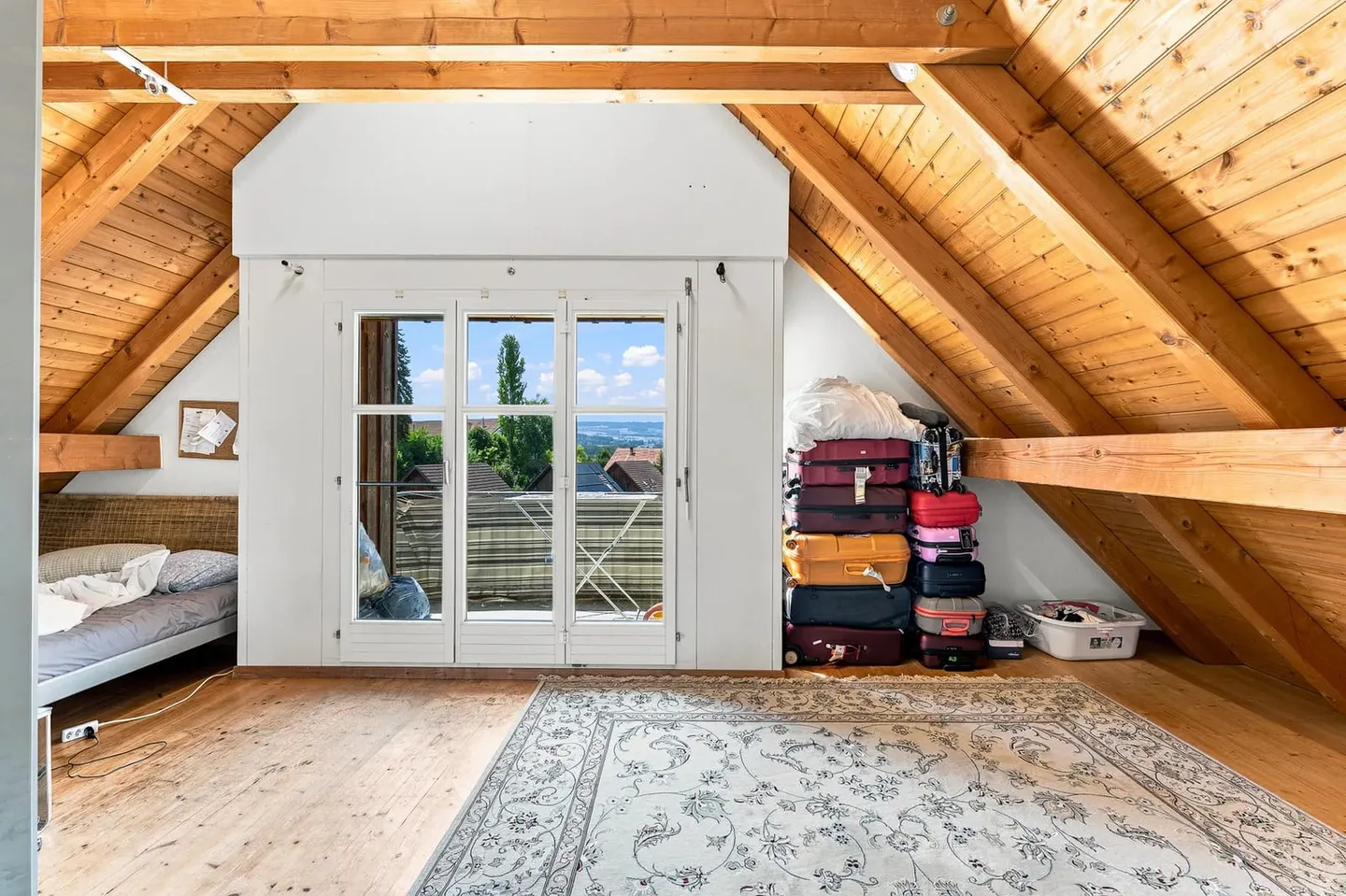Spacious 6.5-Room Attic Maisonette - A Home for the Whole Family - Photo 11 of 13