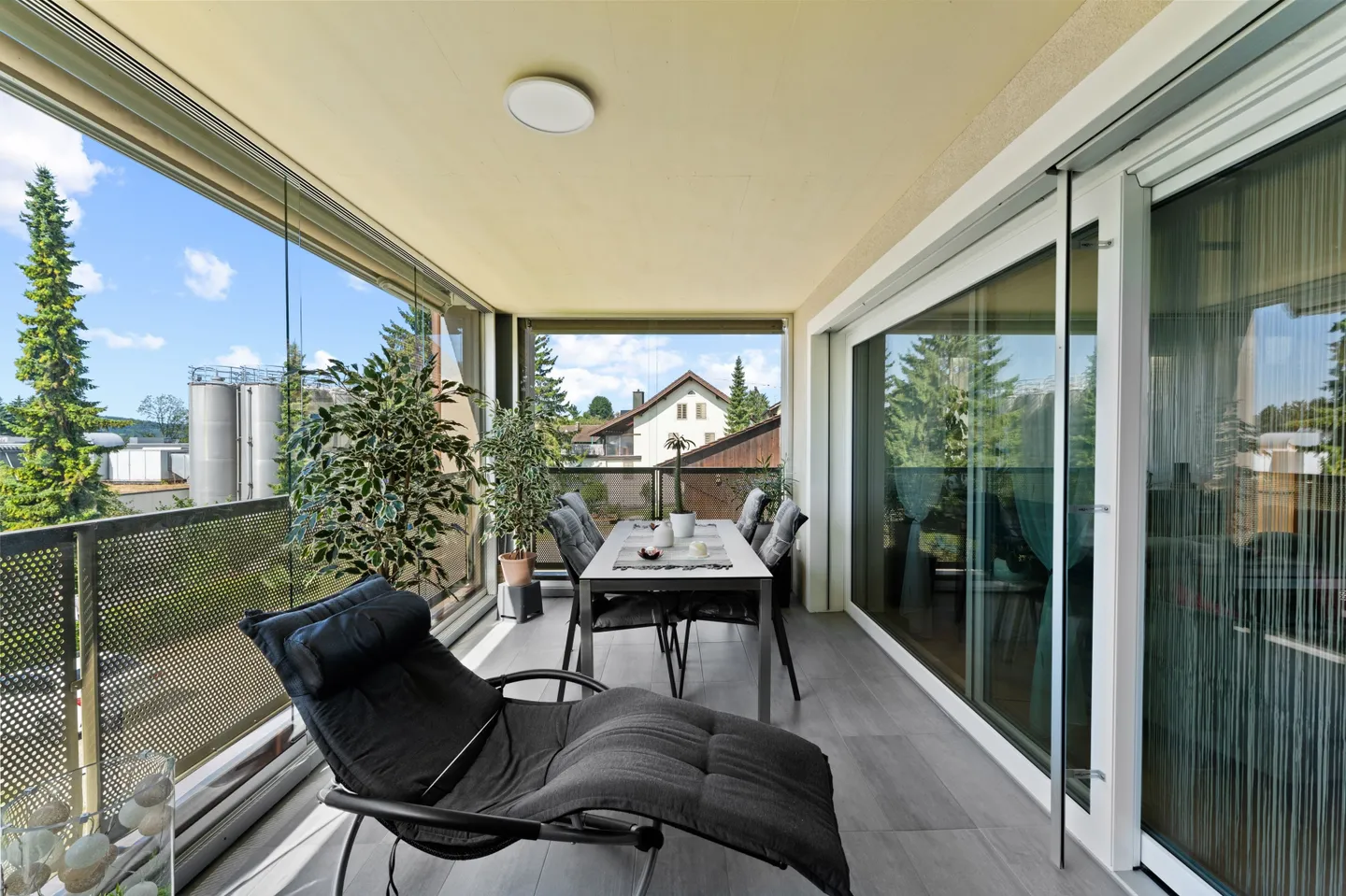 Appartement de 4,5 pièces de haute qualité avec standard Minergie à Hägglingen - Photo 2 sur 13