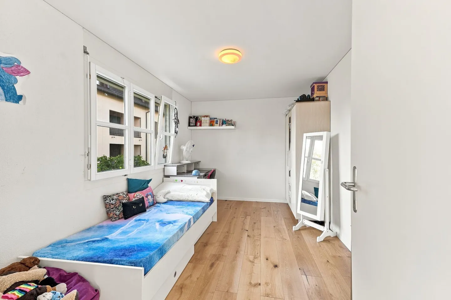 4.5-Zimmer-Etagenwohnung mit Cheminée inkl. Carport in Jonen - Photo 10 of 13