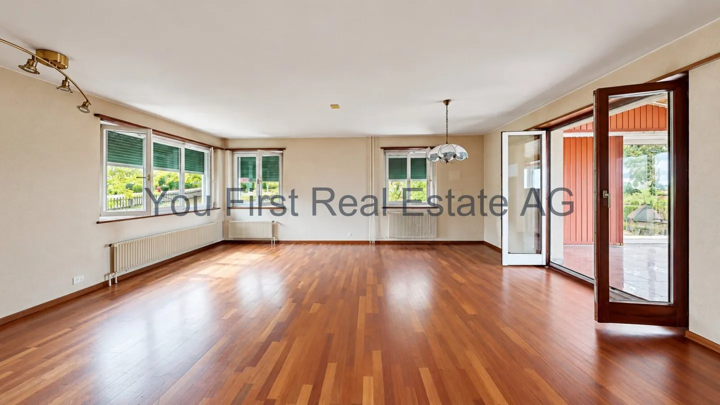 Casa unifamiliare con vista panoramica e potenziale di sviluppo su 980 m² - Foto 7 di 12
