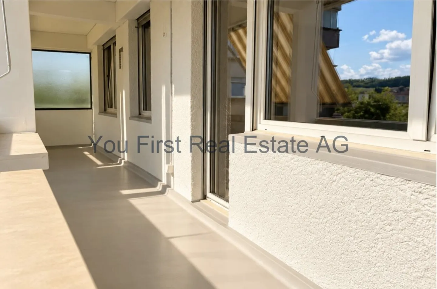 Stilvolle Wohnung mit Balkon - Foto 1 von 13