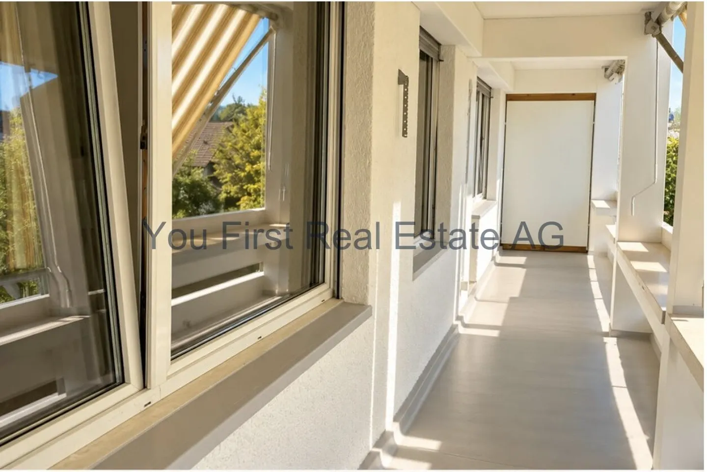 Stilvolle Wohnung mit Balkon - Foto 2 von 13