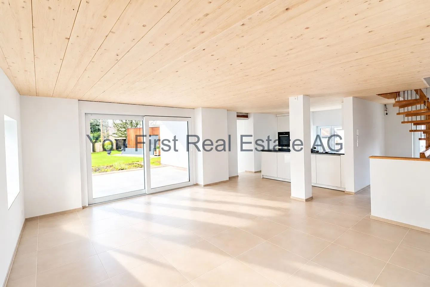 Ein Zuhause mit dem gewissen Etwas  Maisonette in Oberwil - Photo 1 of 11