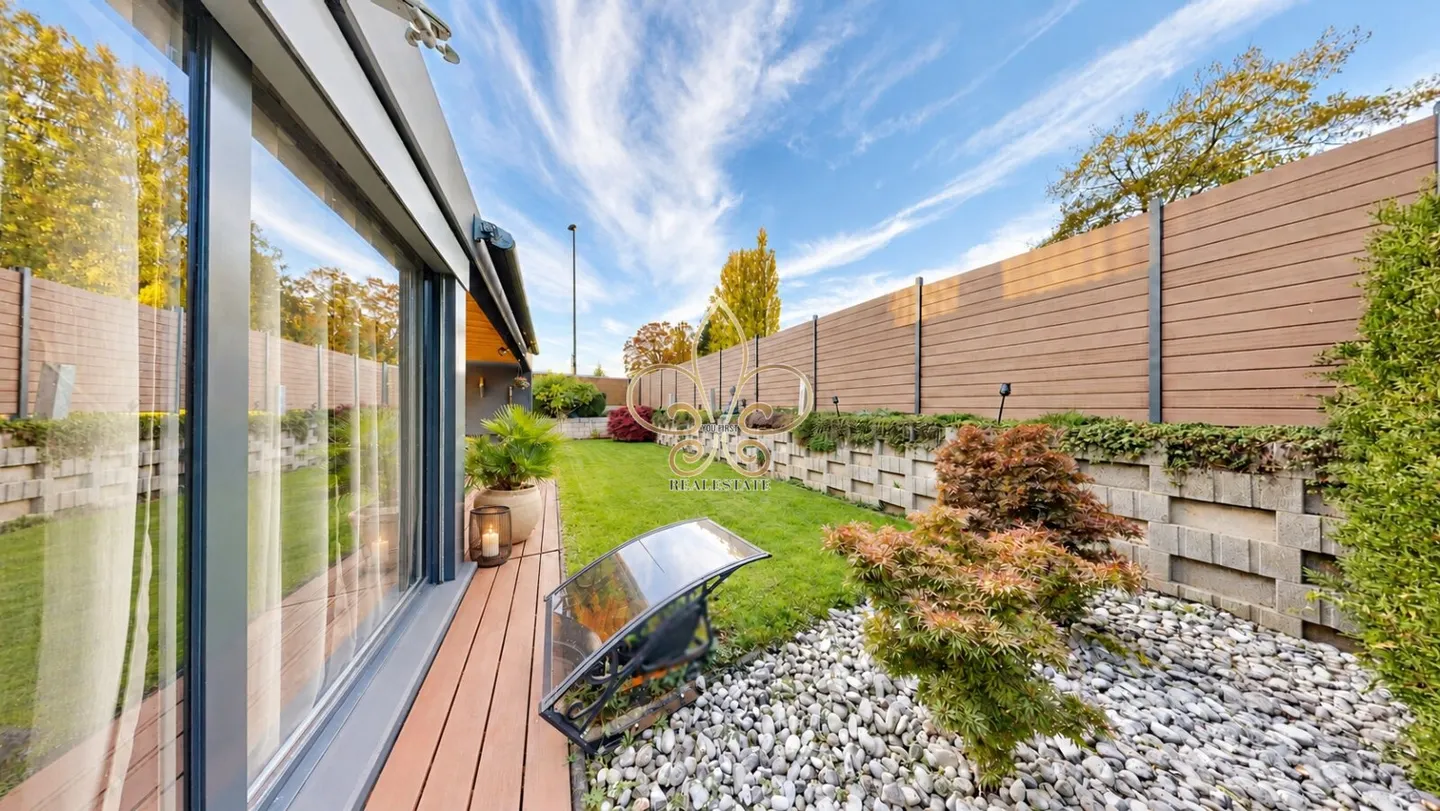 Modernes Einfamilienhaus mit Wintergarten - Foto 8 von 12
