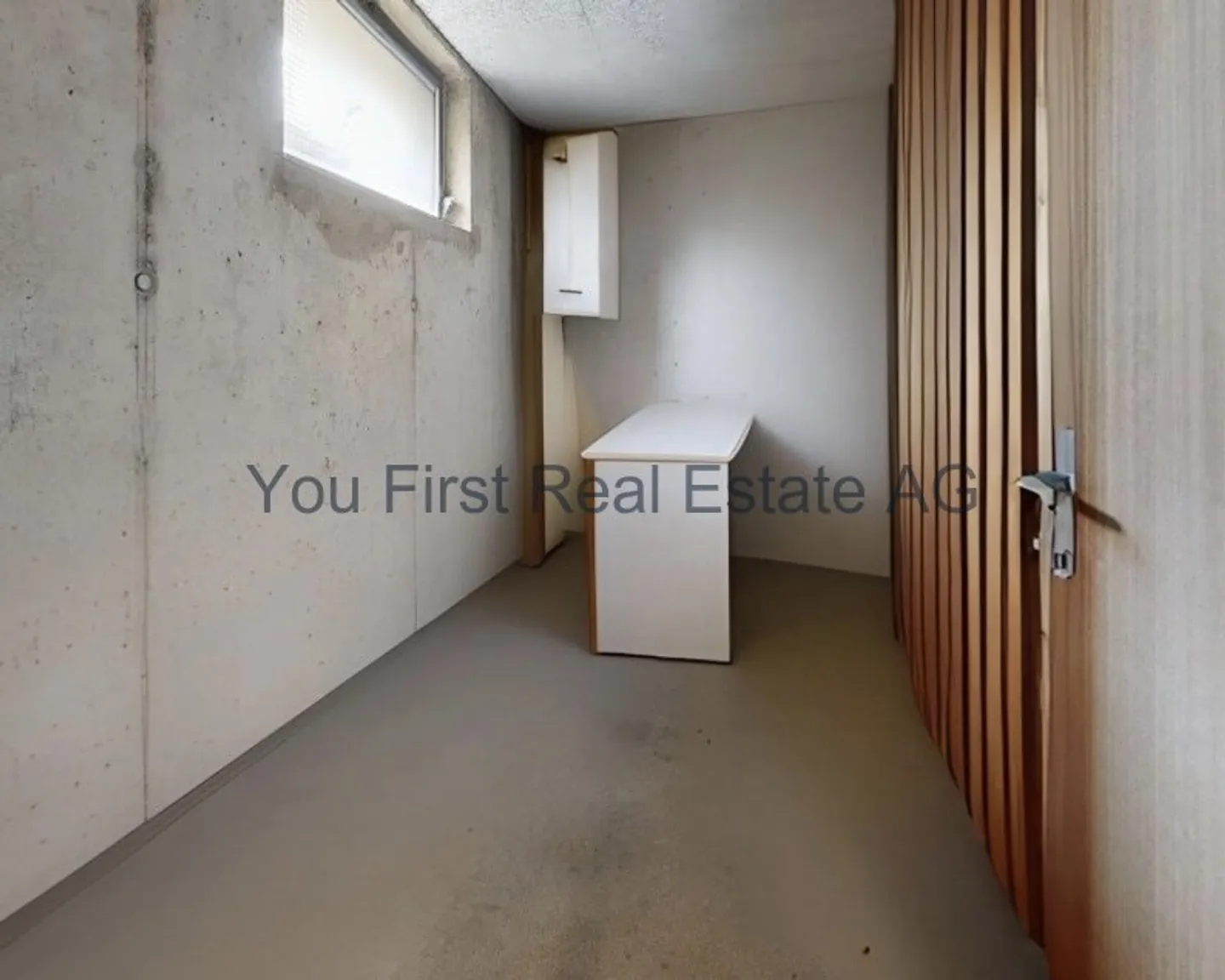 Appartamento di 3.5 locali elegantemente ristrutturato per la prima occupazione con balcone e garage - Foto 12 di 12