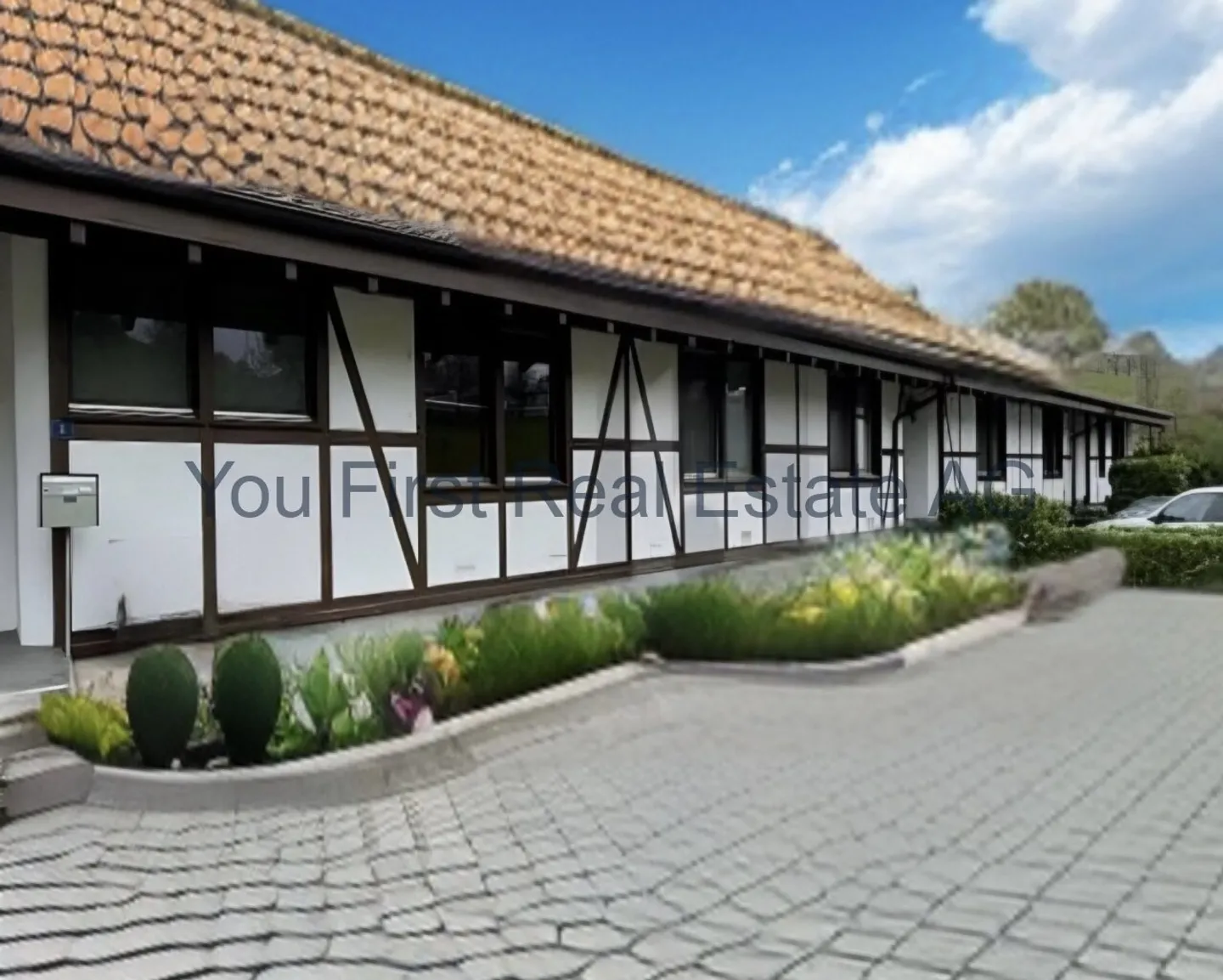 Gewerbeimmobilie mit Wohnraum - Foto 3 von 3