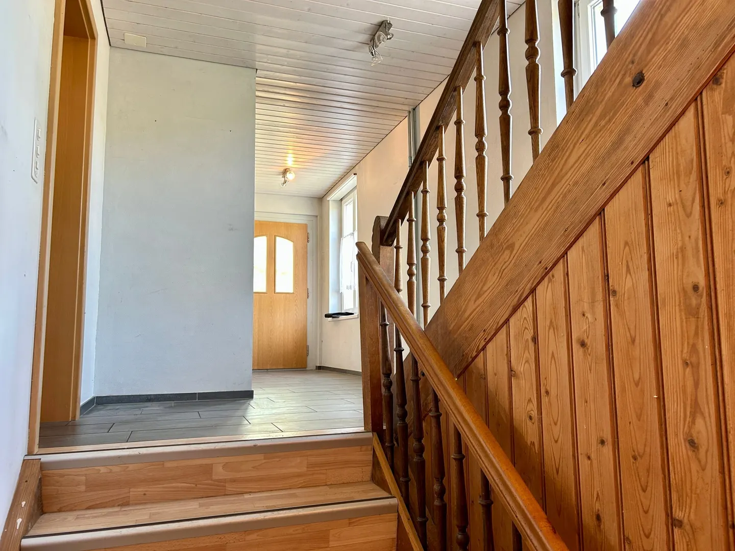 Maison bifamiliale avec 2 appartements et 7 chambres à Häuslenen à vendre - Photo 8 sur 13