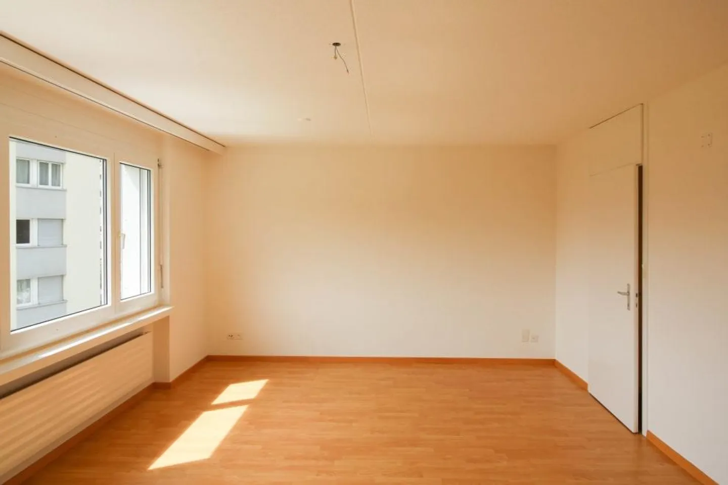 Drei vermietete 1.5 Zimmerwohnungen - einzeln oder als Paket - Foto 7 di 10
