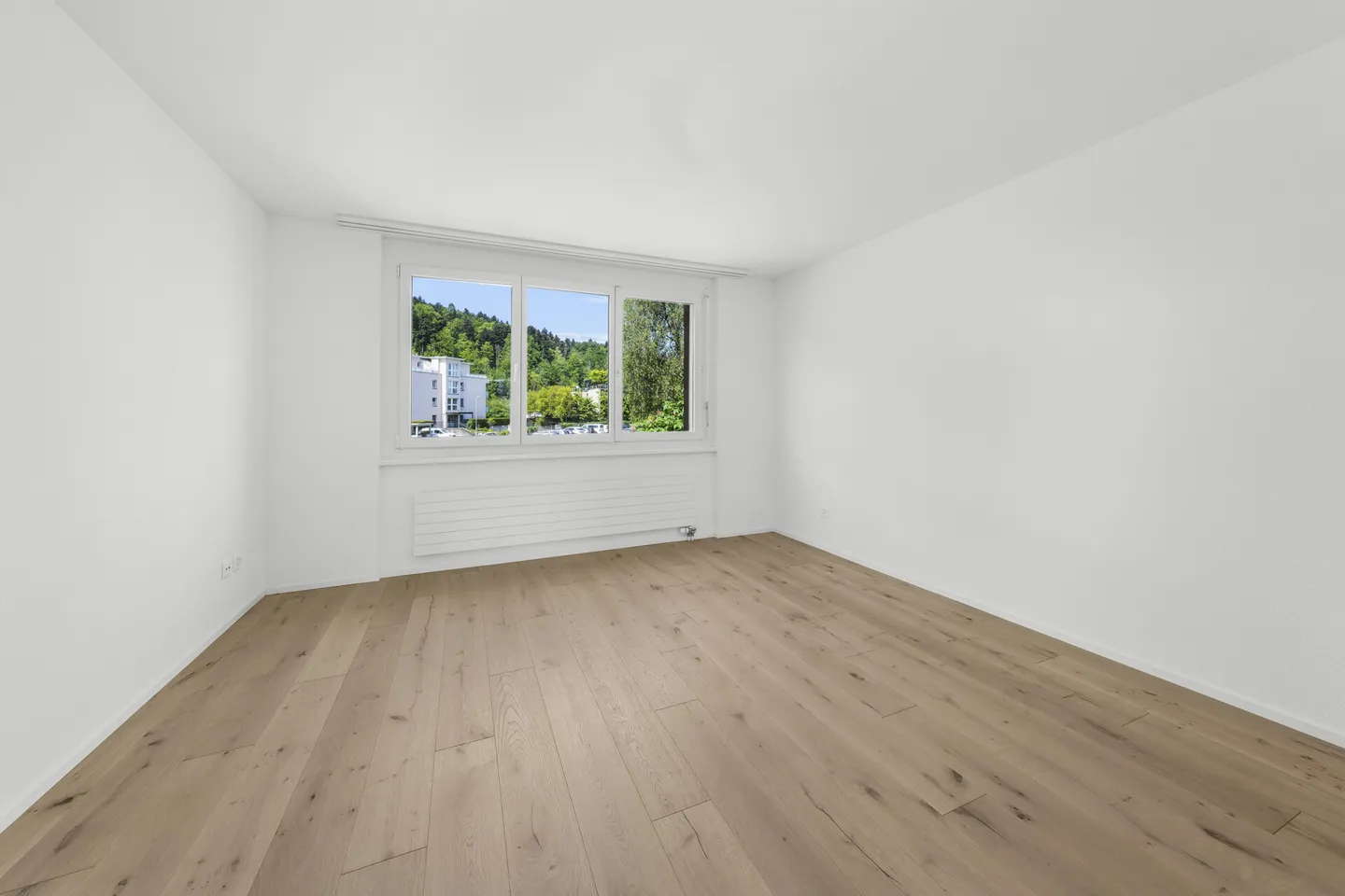 Einziehen und wohlfühlen: Hochwertig ausgebaute 4.5-Zimmer-Wohnung - Photo 12 of 13