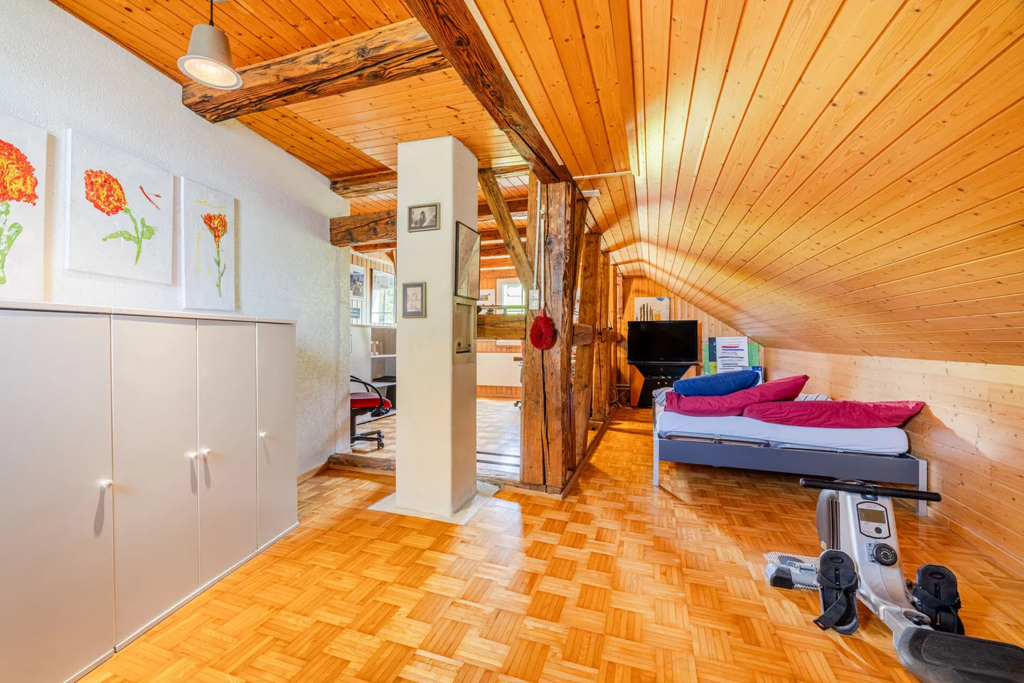 Maison familiale jumelée soigneusement entretenue avec charme - Photo 12 sur 13
