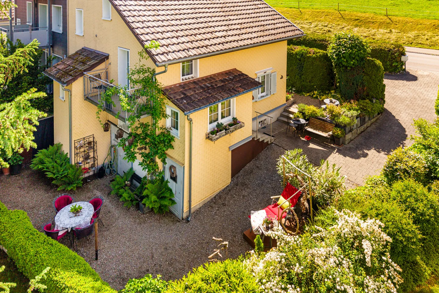 Maison familiale jumelée soigneusement entretenue avec charme - Photo 13 sur 13