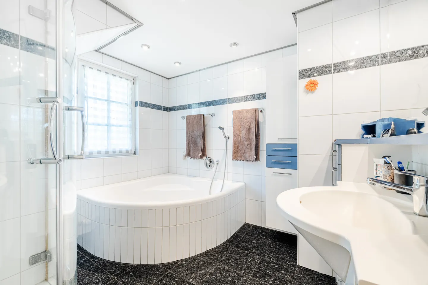 Living with Charm at Rorschacherberg - Photo 11 of 13