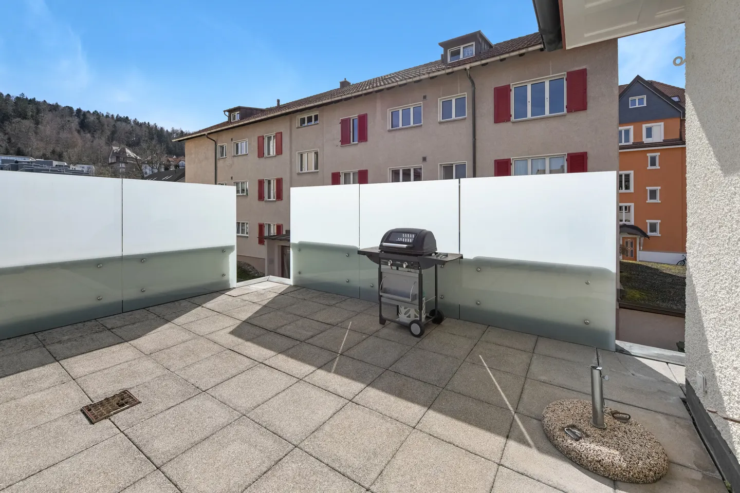 Fully rented multi-family house in an attractive location in St. Gallen - Photo 7 of 13
