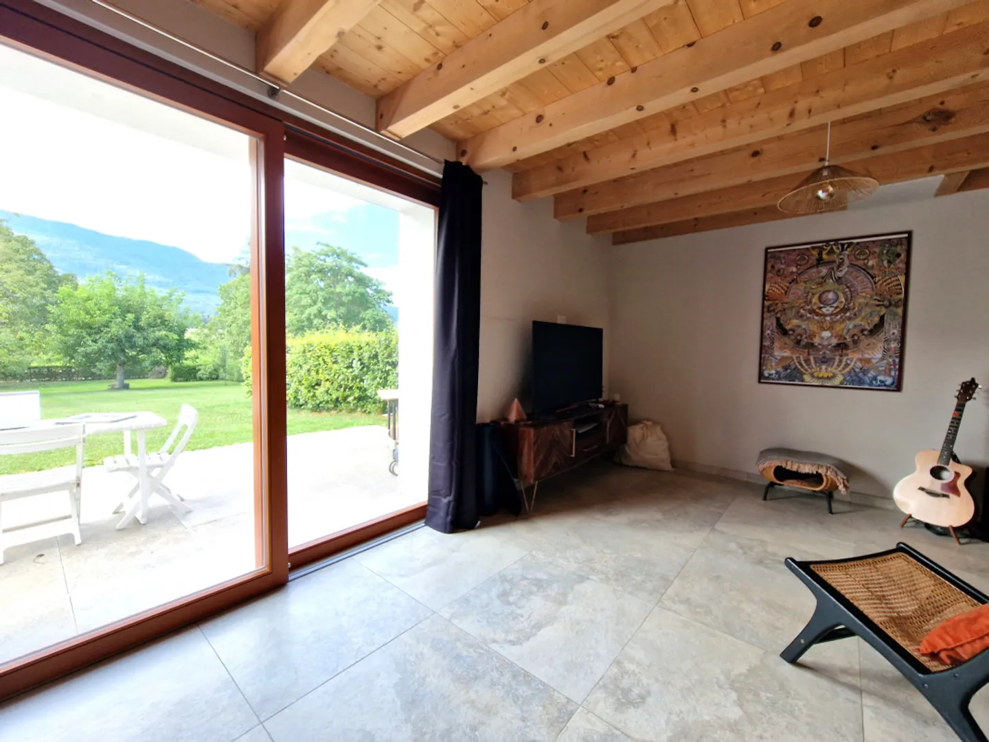A magnificent property with two houses and their lovely gardens - Photo 3 of 11