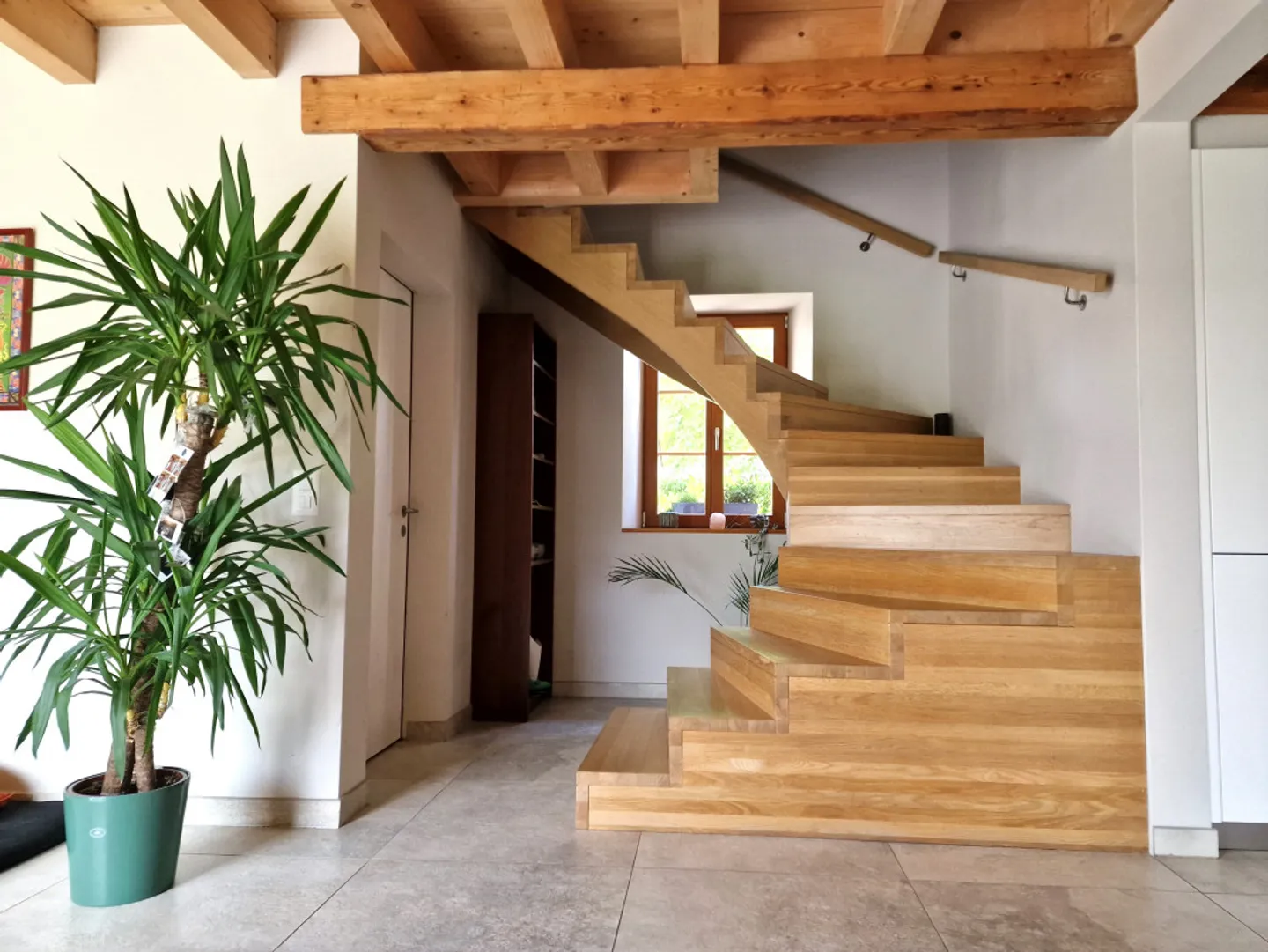 A magnificent property with two houses and their lovely gardens - Photo 5 of 11