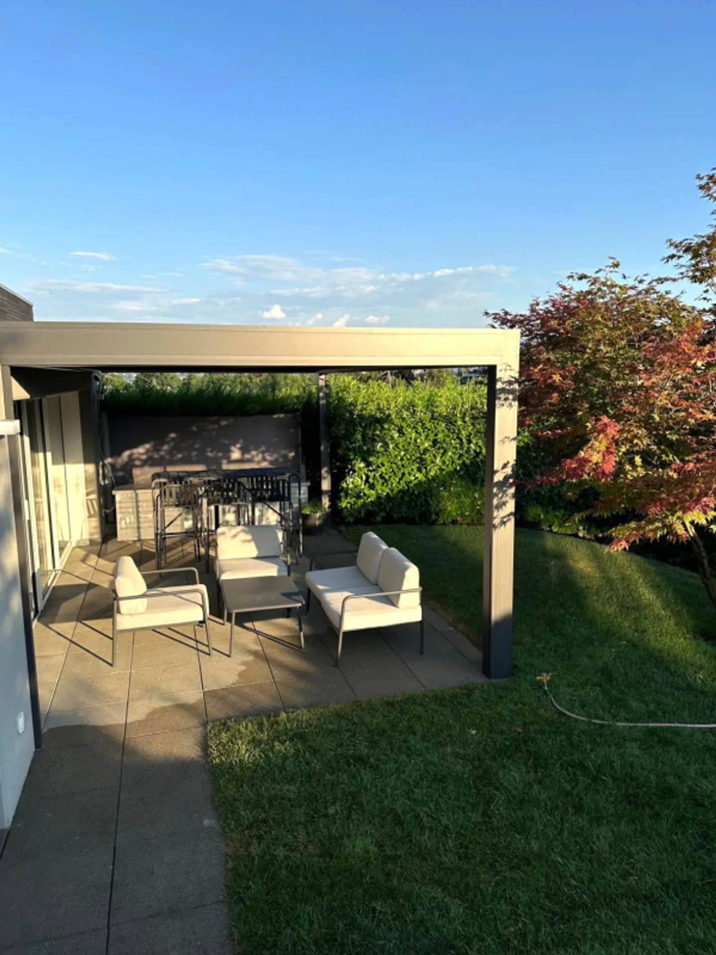 La villa contemporanea con vista montagne, Bellevue, esclusiva Abby Bryand - Foto 1 di 13