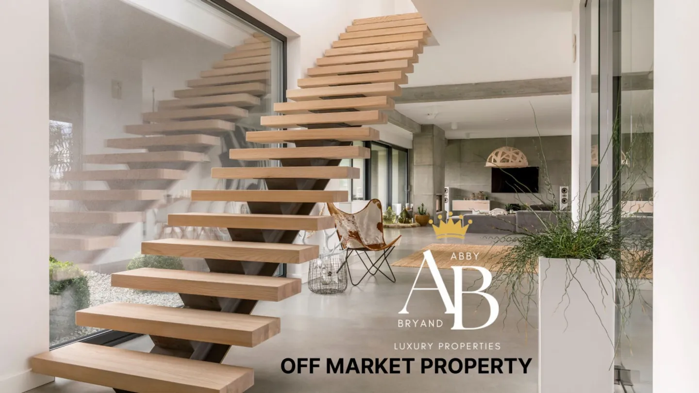 Off market: A unique, contemporary and individual villa / residential area - Photo 8 of 8