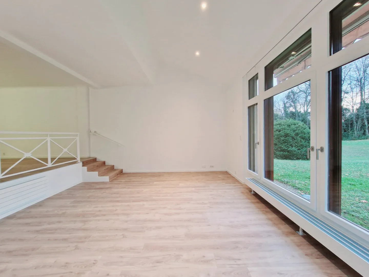 Fabelhafte Wohnung mit Terrasse und Garten, Pool, Fitness und Tennis - Foto 6 von 12