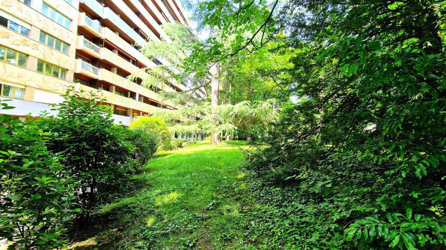Elégant Appartement vue lac, résidence de luxe avec piscine intérieure &amp; jacuzzi - Foto 10 di 10