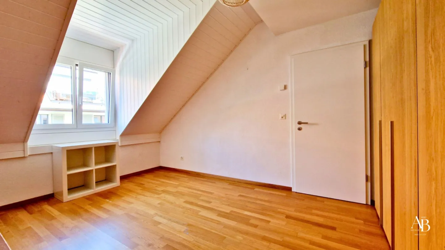 Abby bryand immobilier présente en exclusivité : Duplex Blue Lake /Arzier - Photo 11 sur 13