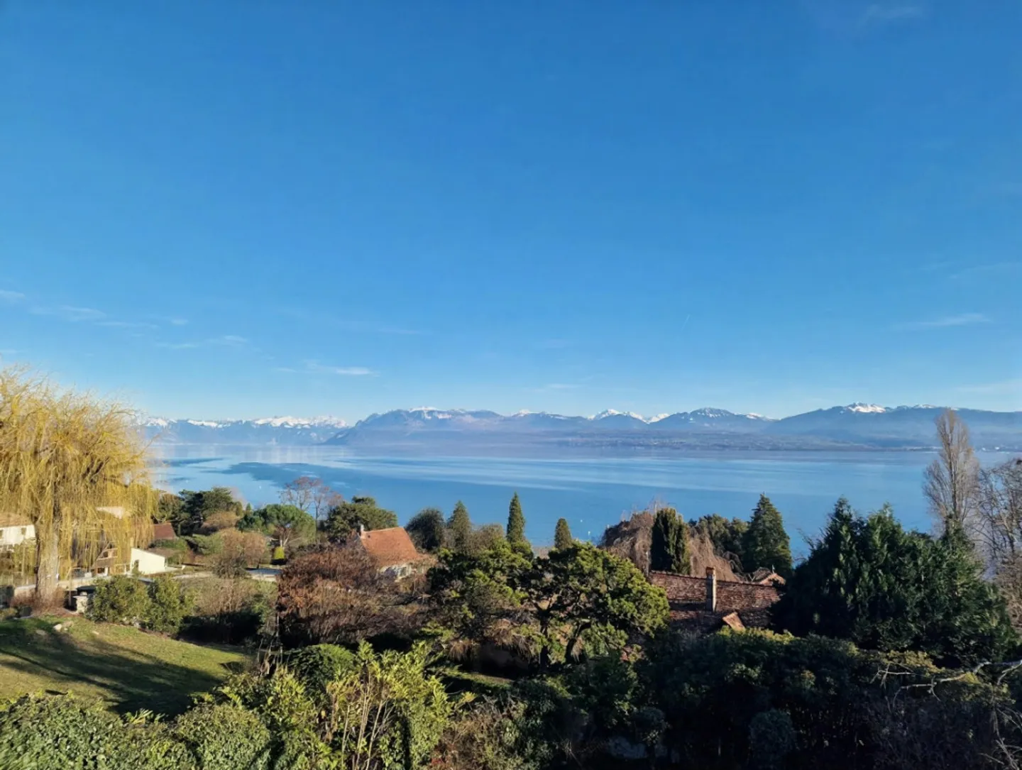 Exklusiv, Abby Bryand Immobilien: Wunderbares Haus mit Seeblick in Buchillon - Foto 2 von 5