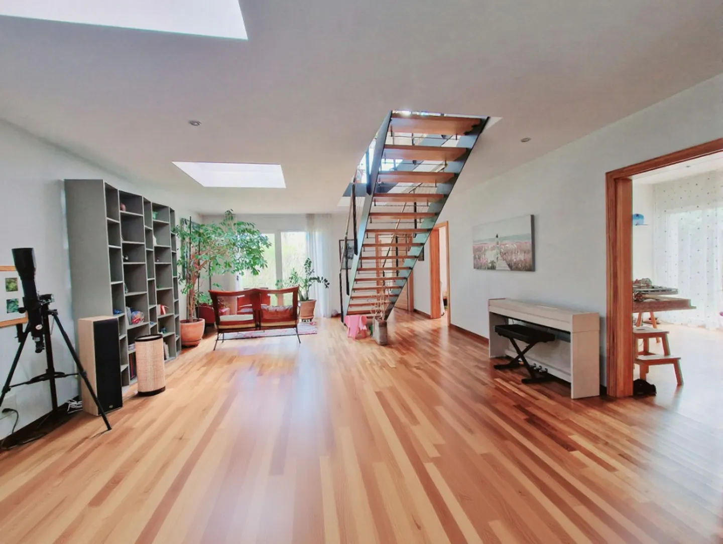 Villa contemporaine avec vue sur le lac - Photo 5 sur 13