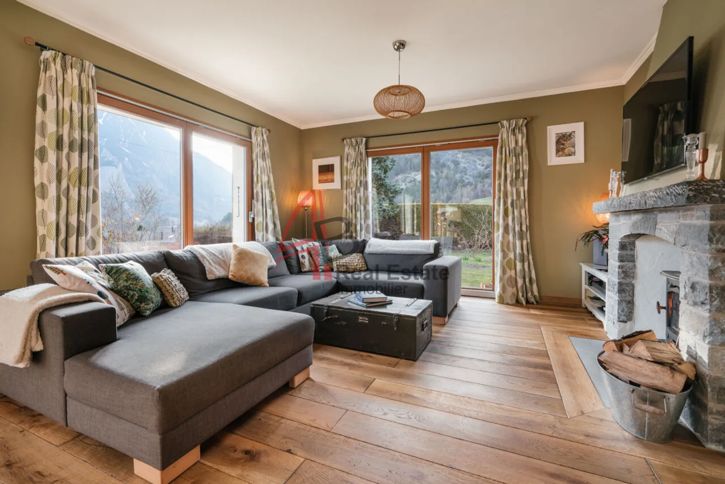 Val de Bagnes Vollèges (Etiez) Spacieuse maison familiale 7.5 pièces - Photo 3 of 11