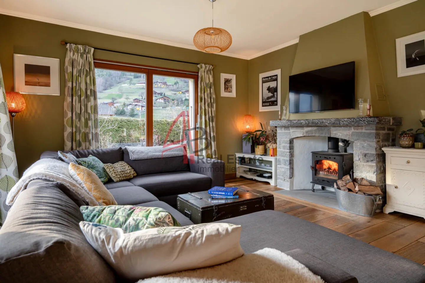 Val de Bagnes Vollèges (Etiez) Spacieuse maison familiale 7.5 pièces - Photo 4 of 11