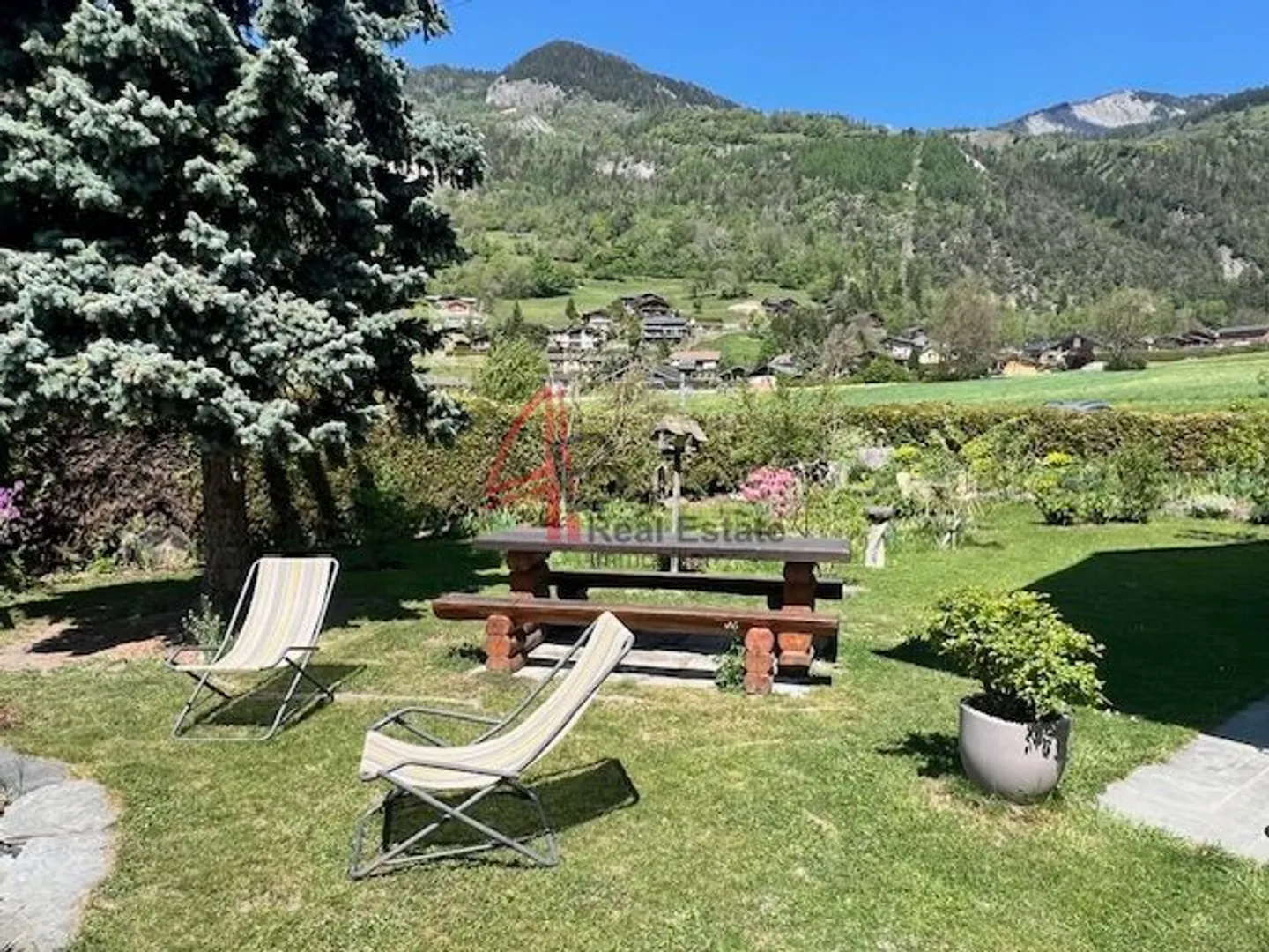 Val de Bagnes Vollèges (Etiez) Spacieuse maison familiale 7.5 pièces - Photo 11 of 11