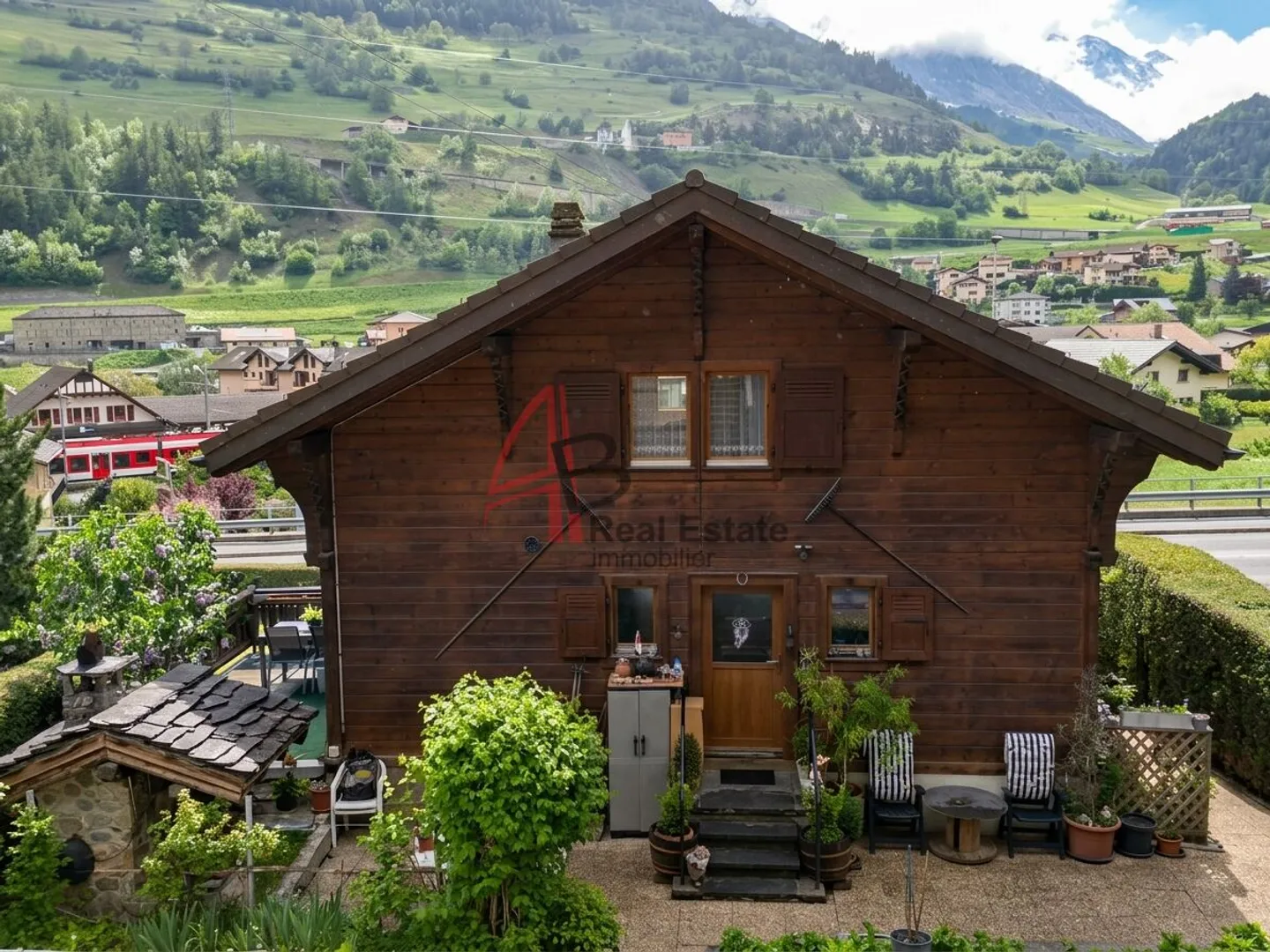 Chalet avec Jardin et Terrasses - Photo 1 sur 11