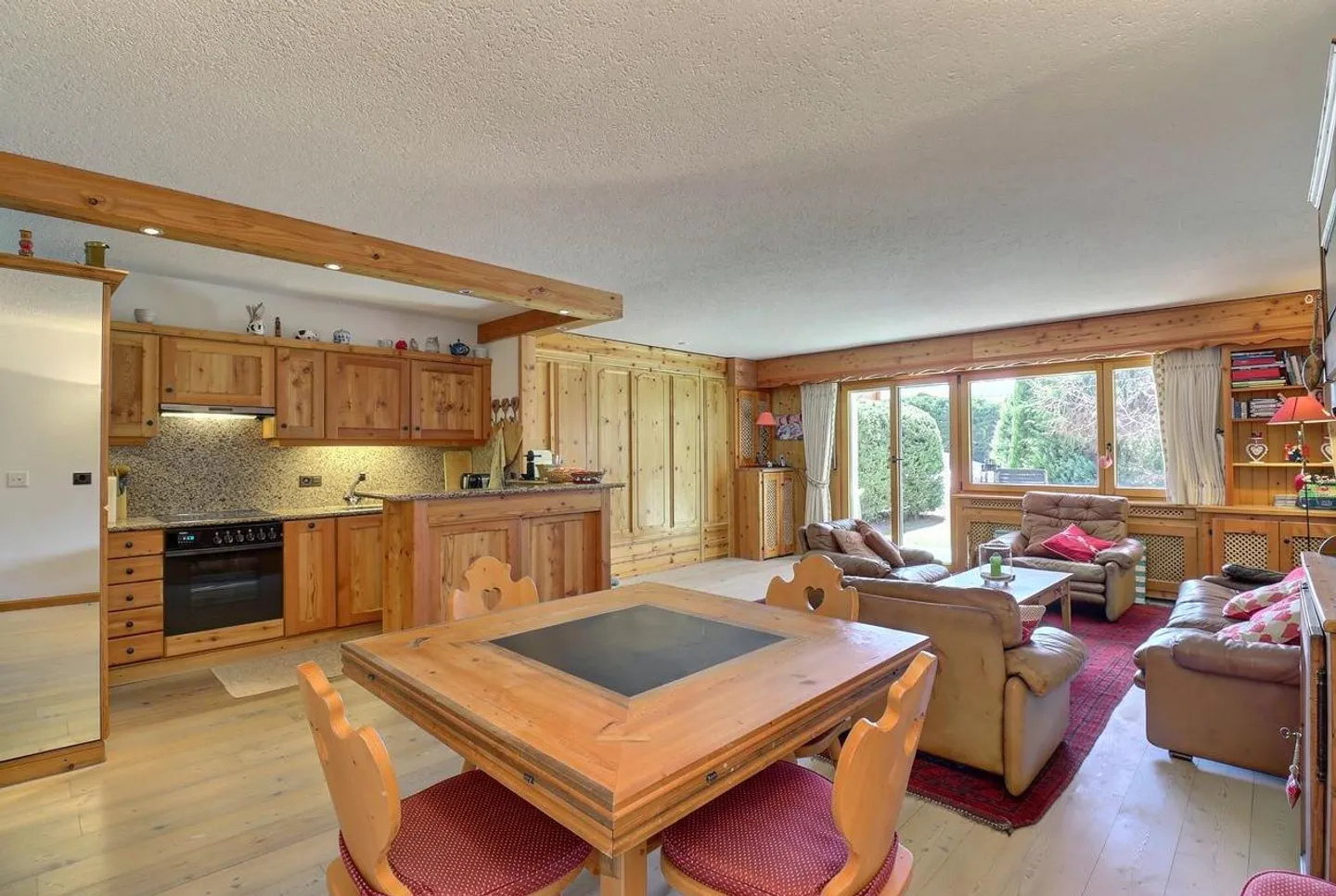 Appartement spacieux avec jardin - Photo 1 sur 13