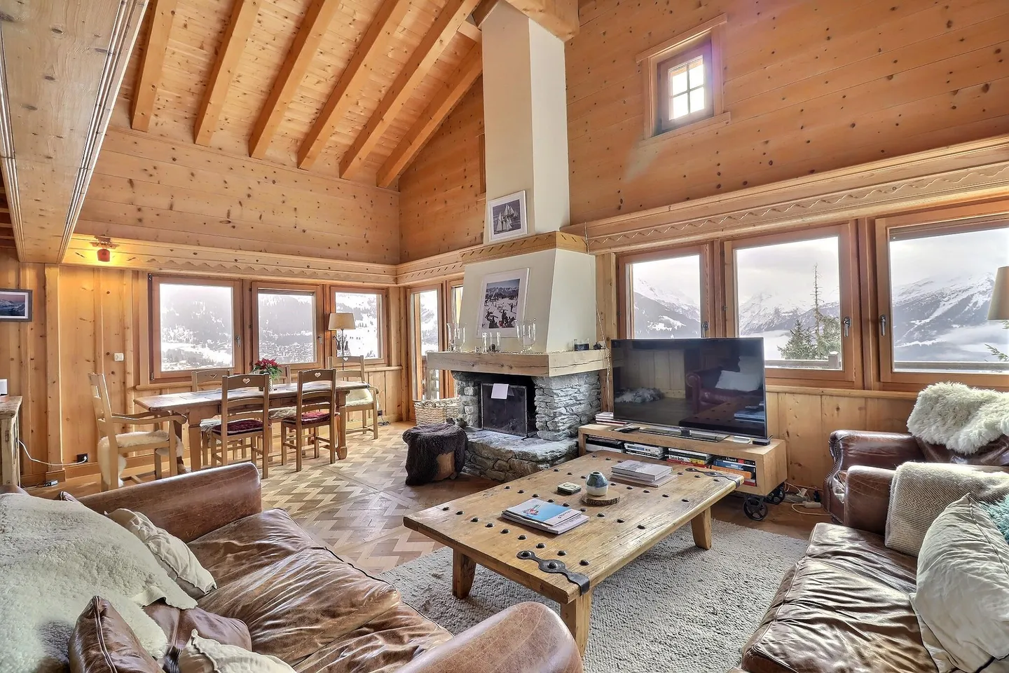 Chalet avec Vue Alpine Époustouflante - Photo 4 sur 13