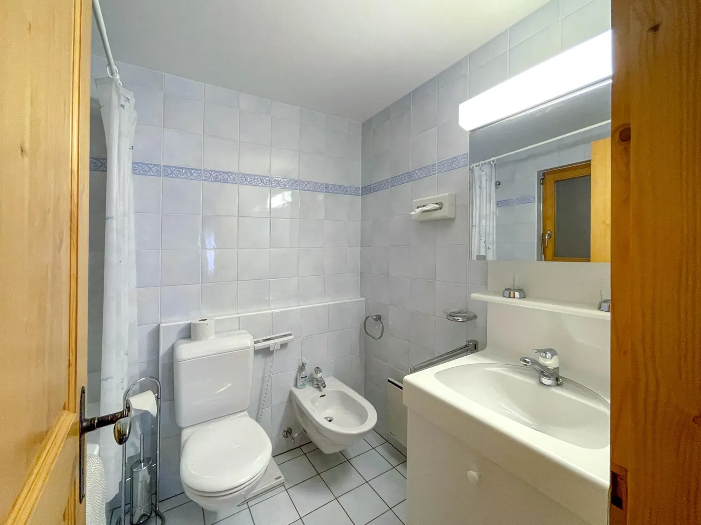 Beautiful mountain-style apartment? 2 bedrooms, 2 bathrooms - Photo 11 of 11