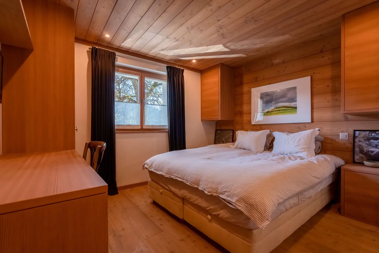 Cozy authentic chalet 4 rooms - for sale in Verbier - Photo 10 of 13