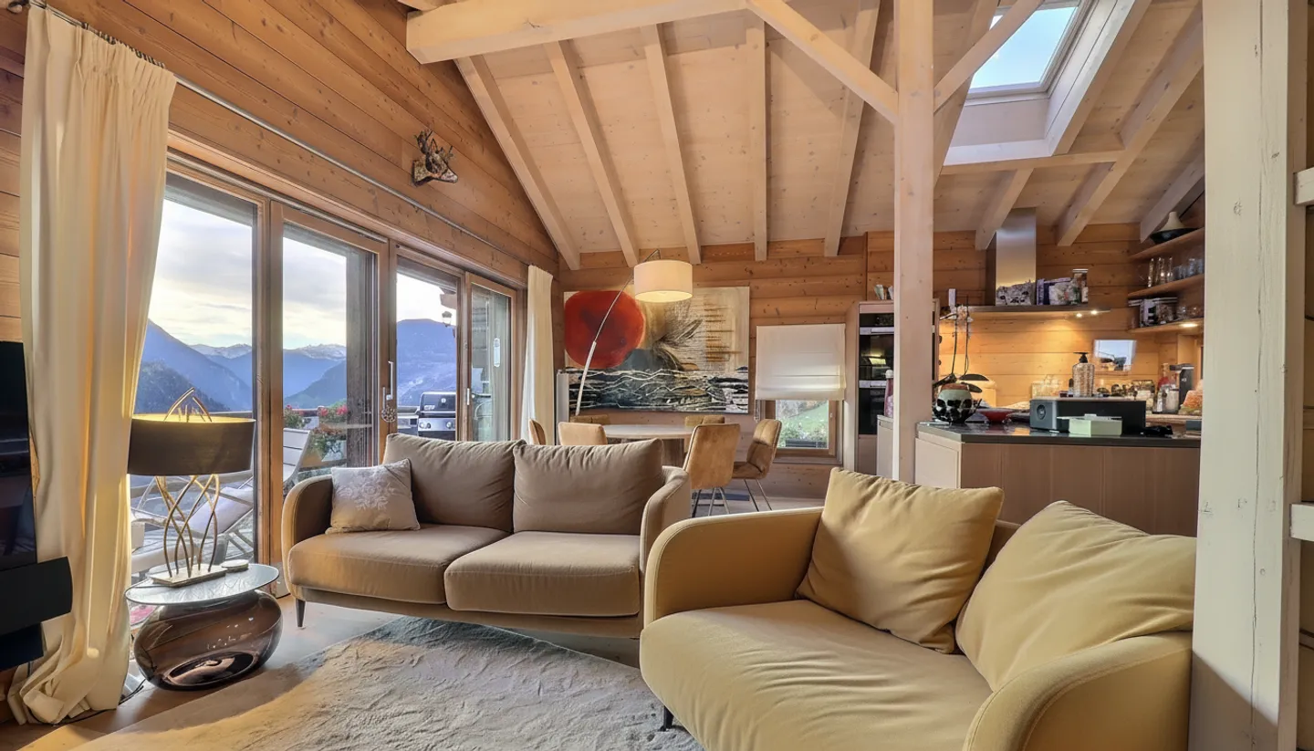 Cozy authentic chalet 4 rooms - for sale in Verbier - Photo 2 of 13