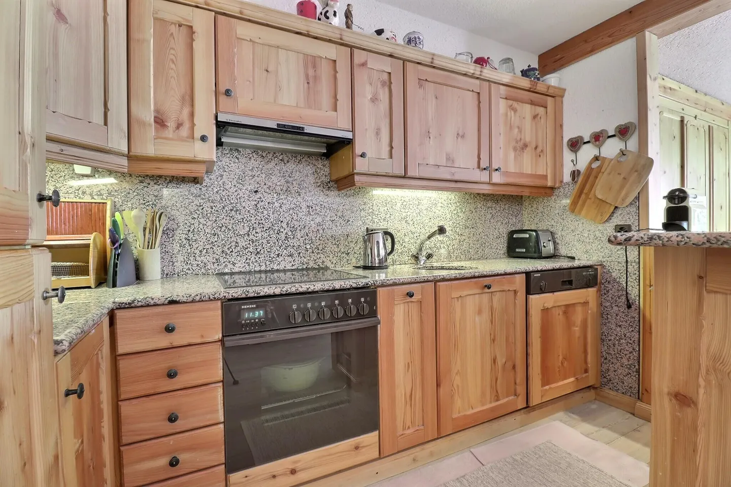 Appartement spacieux et lumineux de 2 chambres avec accès au jardin - Photo 3 sur 13