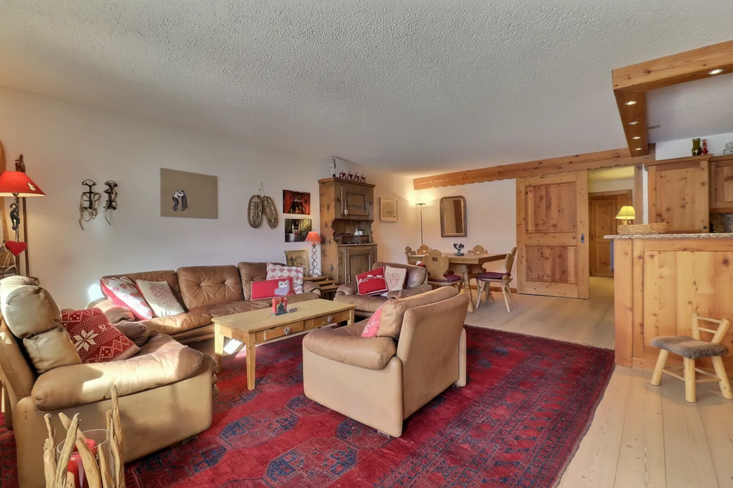 Appartement spacieux et lumineux de 2 chambres avec accès au jardin - Photo 4 sur 13