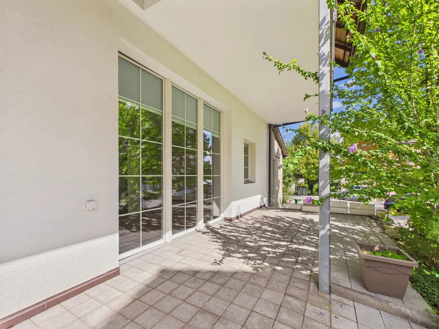 Appartamento elegante con 2 camere e terrazza in affitto a Thalwil - Foto 4 di 13