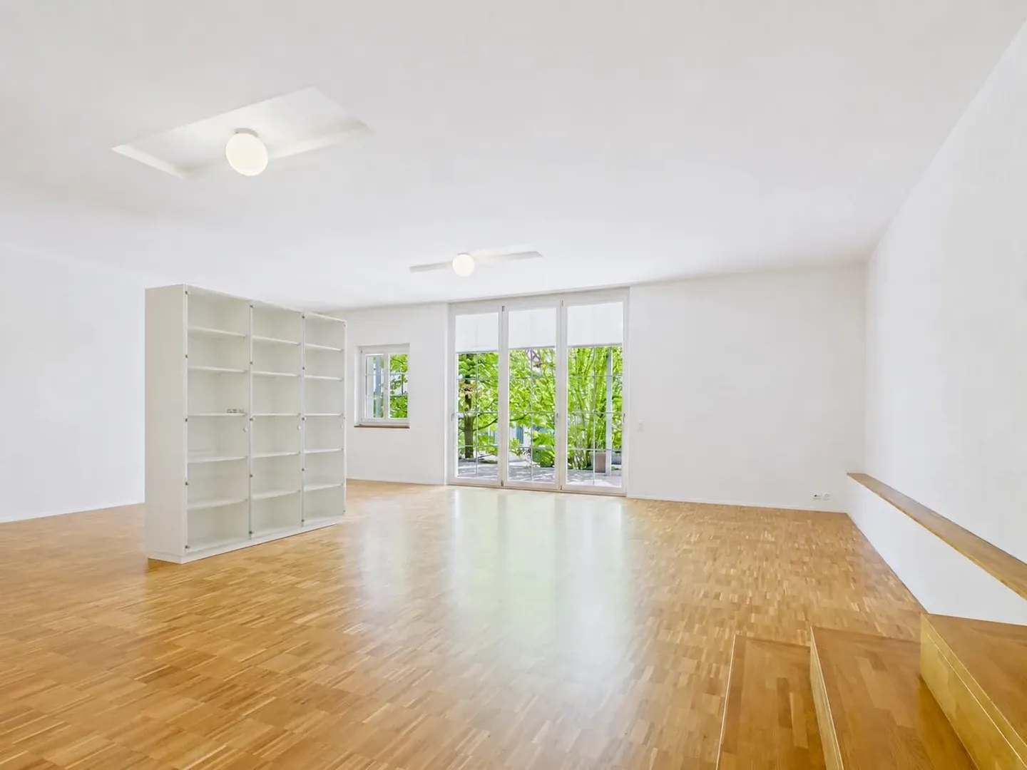 Appartamento elegante con 2 camere e terrazza in affitto a Thalwil - Foto 3 di 13