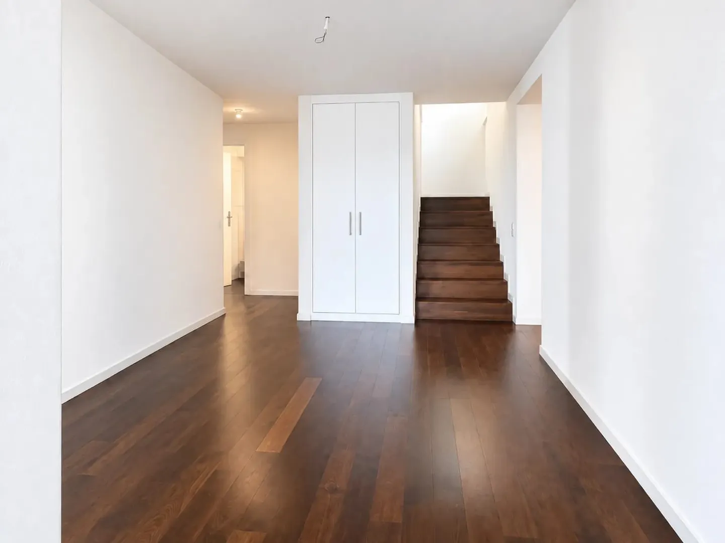 Grosszügiges Einfamilienhaus mit Pool und Garten in Füllinsdorf - Foto 9 di 13