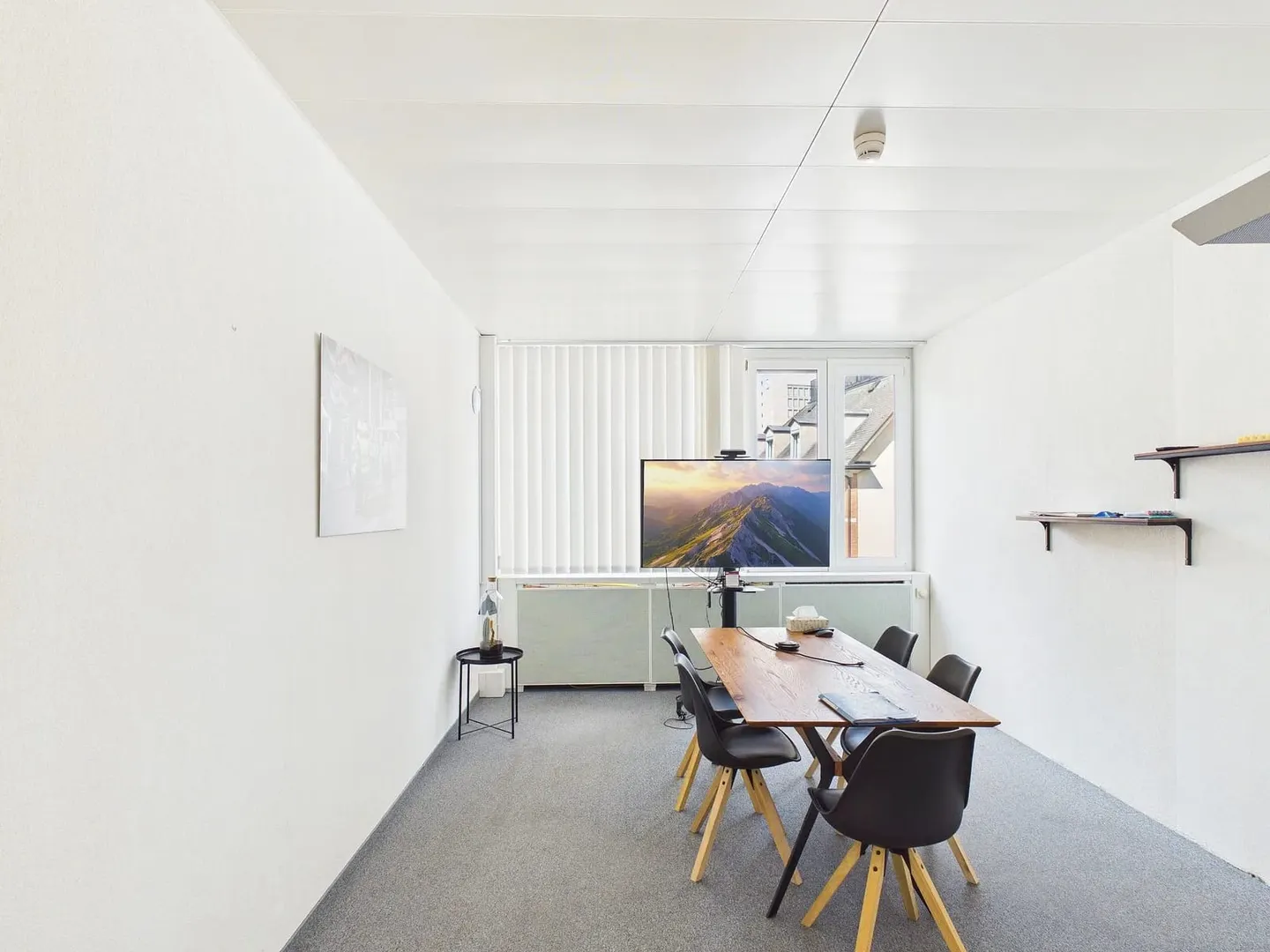 Fully furnished office in Zurich-Oerlikon - approx. 130 m², available immediately - Photo 9 of 13