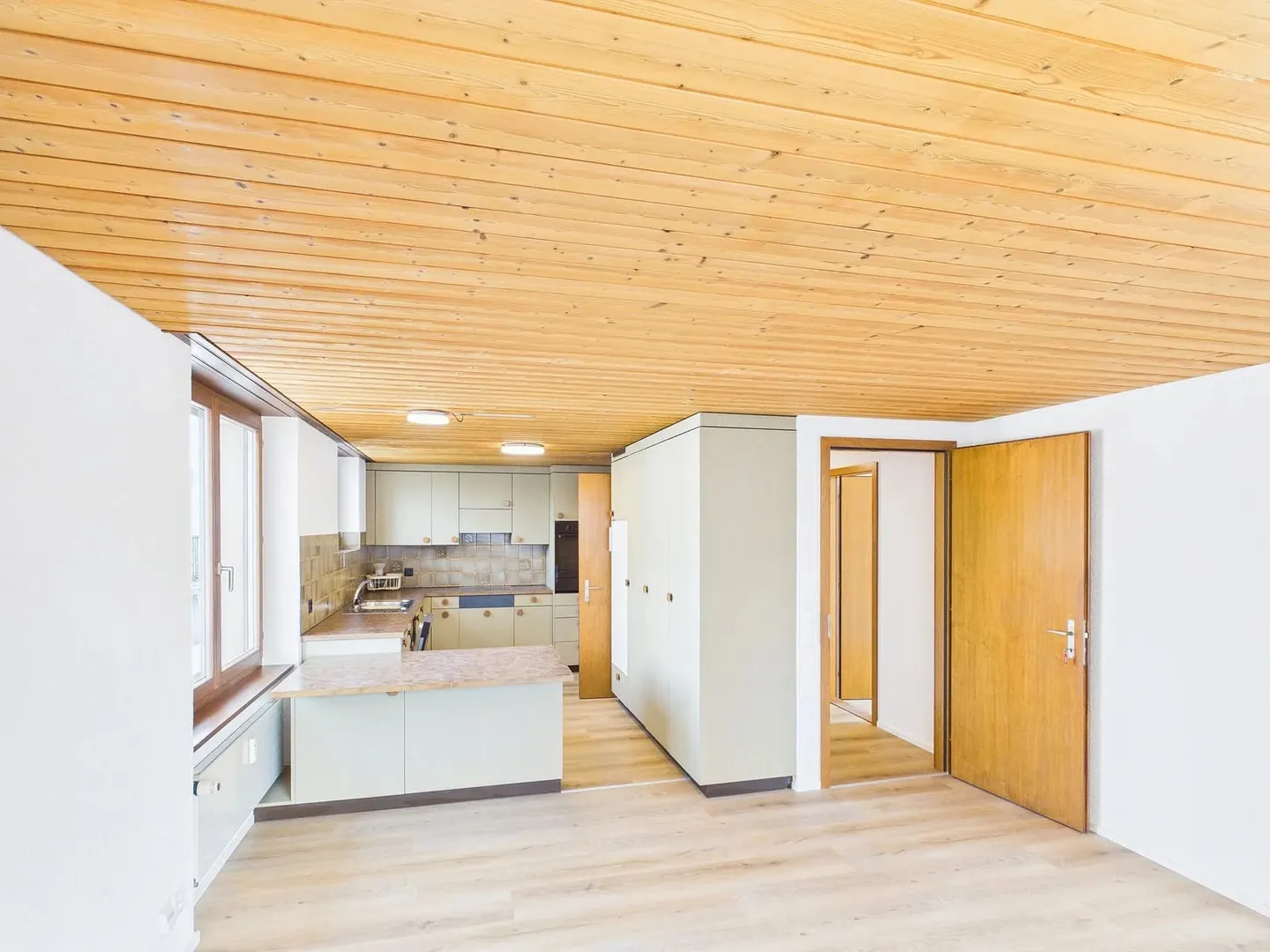 Central apartment with warm furnishings in Sissach - Photo 1 of 13