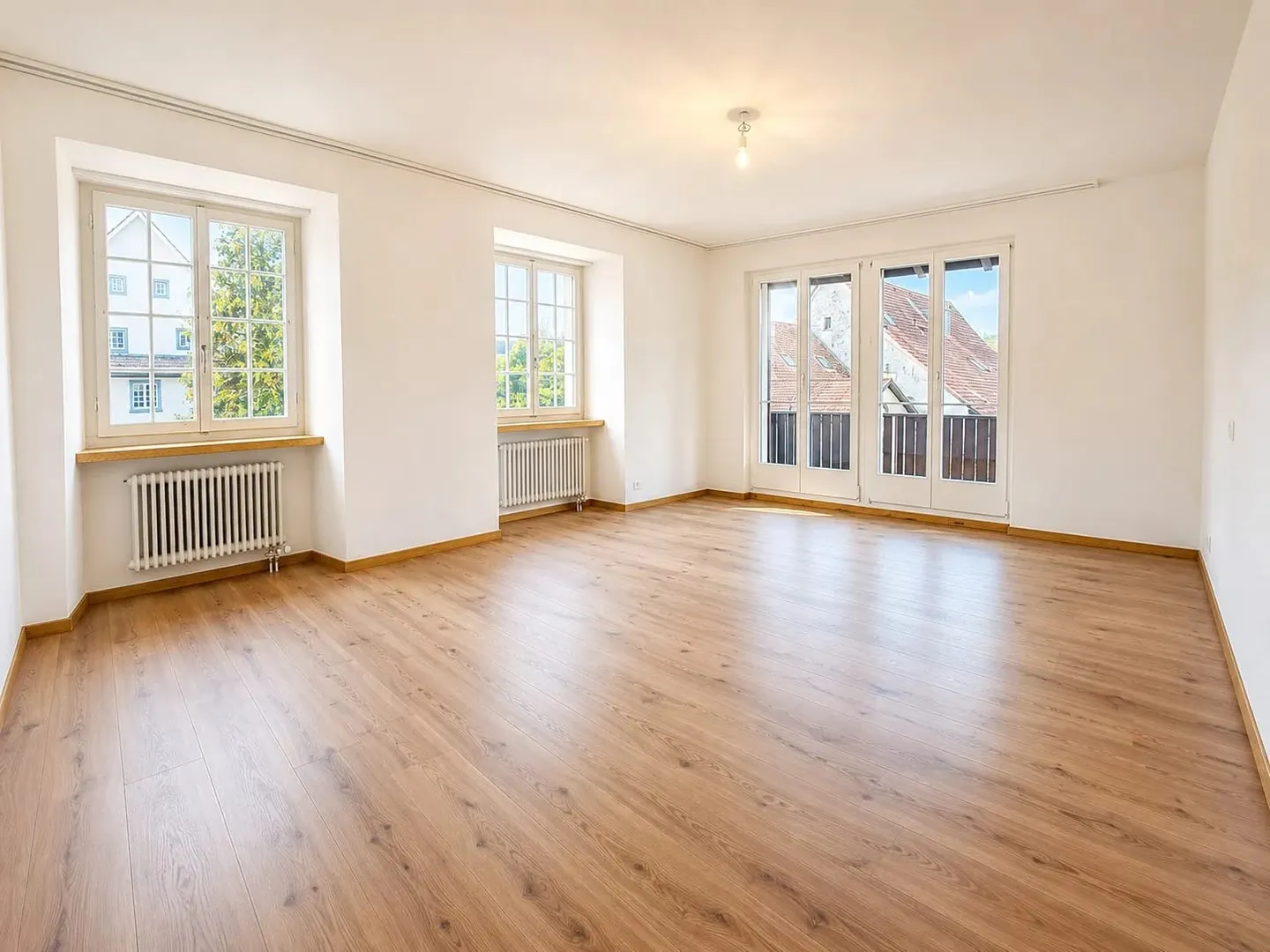 *RÉSERVÉ* Spacieux appartement en duplex 5.5 pièces - 177 m² de surface habitable & deux balcons - Photo 1 sur 13